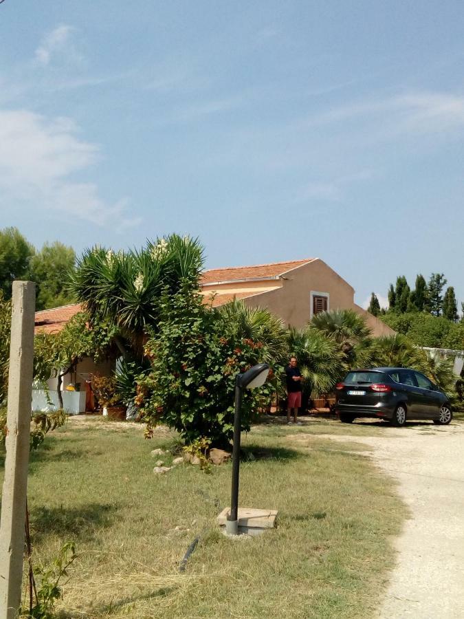 דירות אלגהרו Residenza Agrituristica Santa Lucia Con Piscina מראה חיצוני תמונה