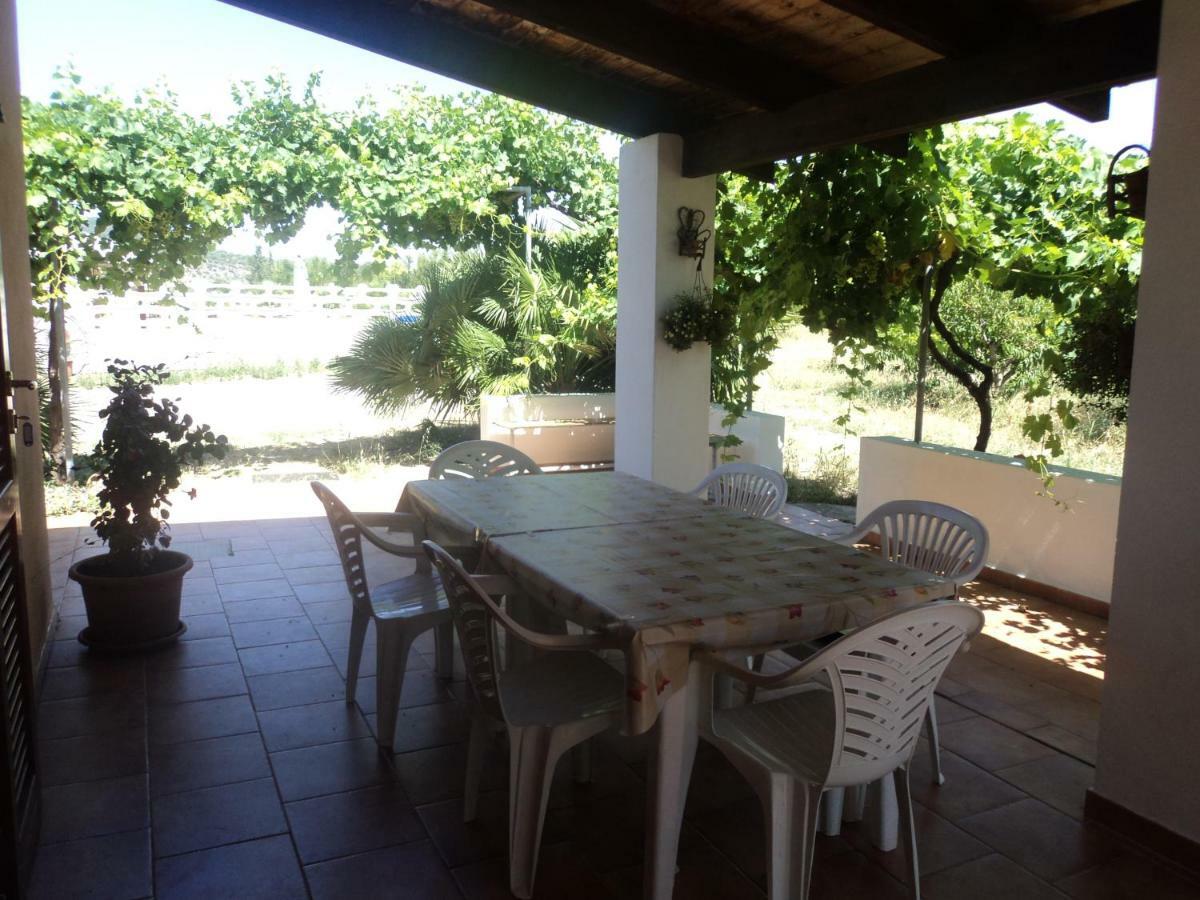 דירות אלגהרו Residenza Agrituristica Santa Lucia Con Piscina מראה חיצוני תמונה