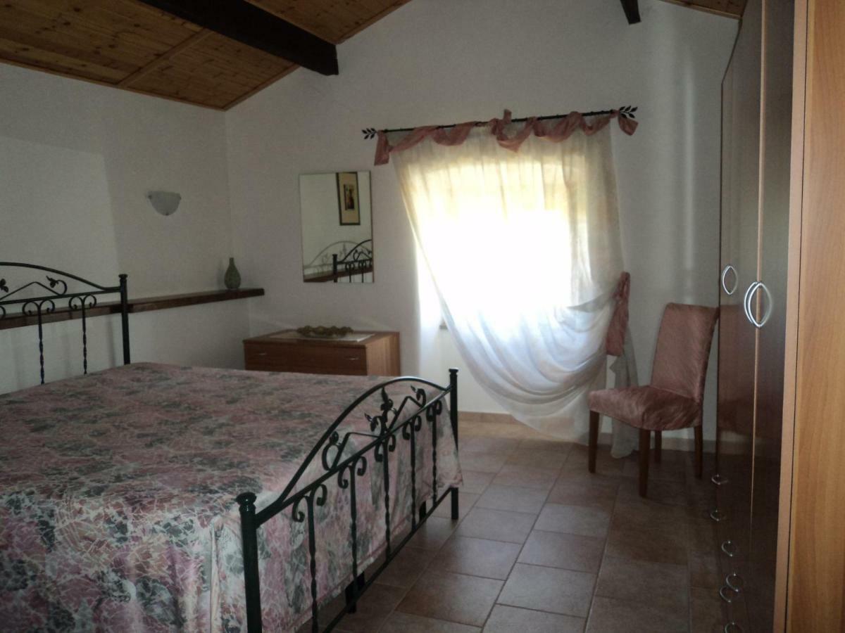 דירות אלגהרו Residenza Agrituristica Santa Lucia Con Piscina מראה חיצוני תמונה